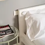 Διαμέρισμα Laura 10 *