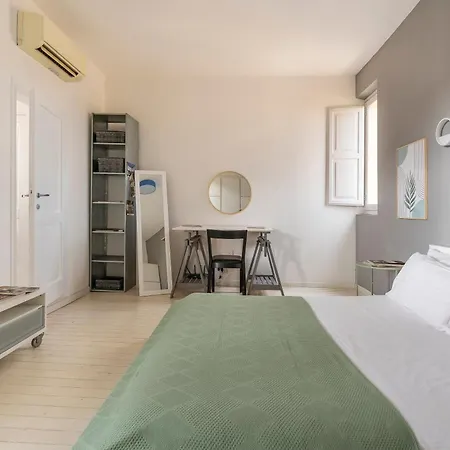 Laura 10 Appartement Florence