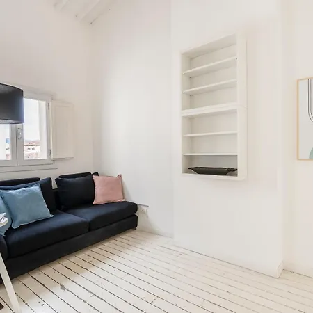 Laura 10 Appartement *