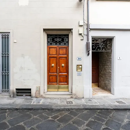 Laura 10 Apartamento